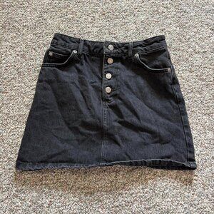 Women's Black Skirt